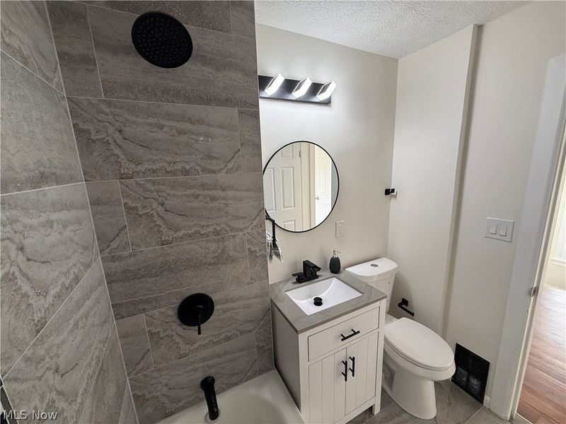 9911 Gambier Avenue, Cleveland, OH 44102 Photo 14