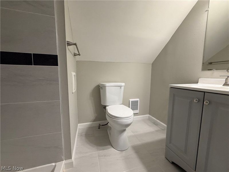 13722 Courtland Avenue, Cleveland, OH 44111 Photo 17