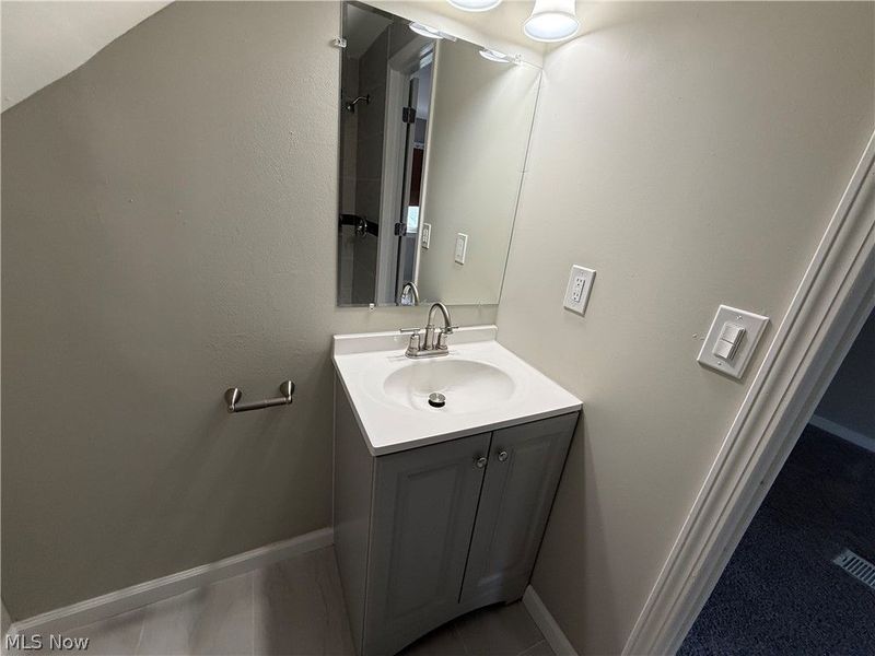 13722 Courtland Avenue, Cleveland, OH 44111 Photo 18