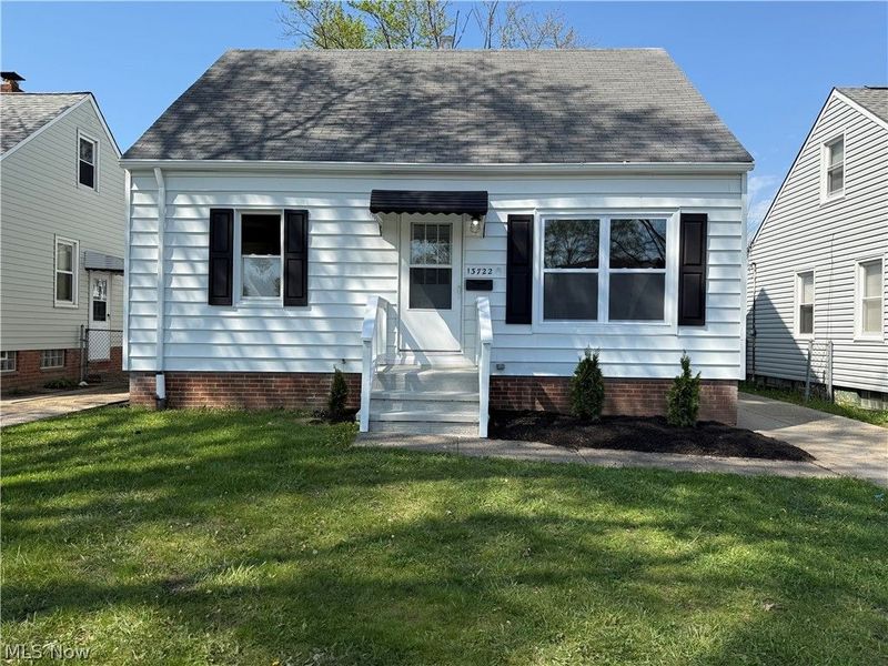 13722 Courtland Avenue, Cleveland, OH 44111 Photo 2