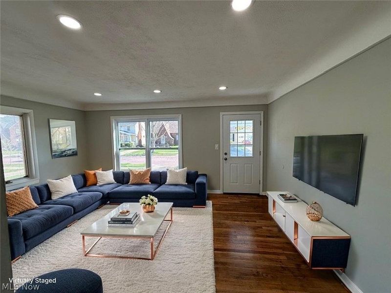 13722 Courtland Avenue, Cleveland, OH 44111 Photo 3