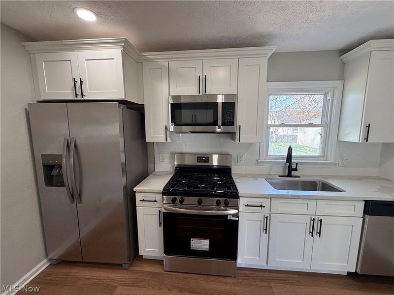 13722 Courtland Avenue, Cleveland, OH 44111 Photo 5