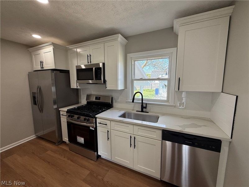 13722 Courtland Avenue, Cleveland, OH 44111 Photo 6