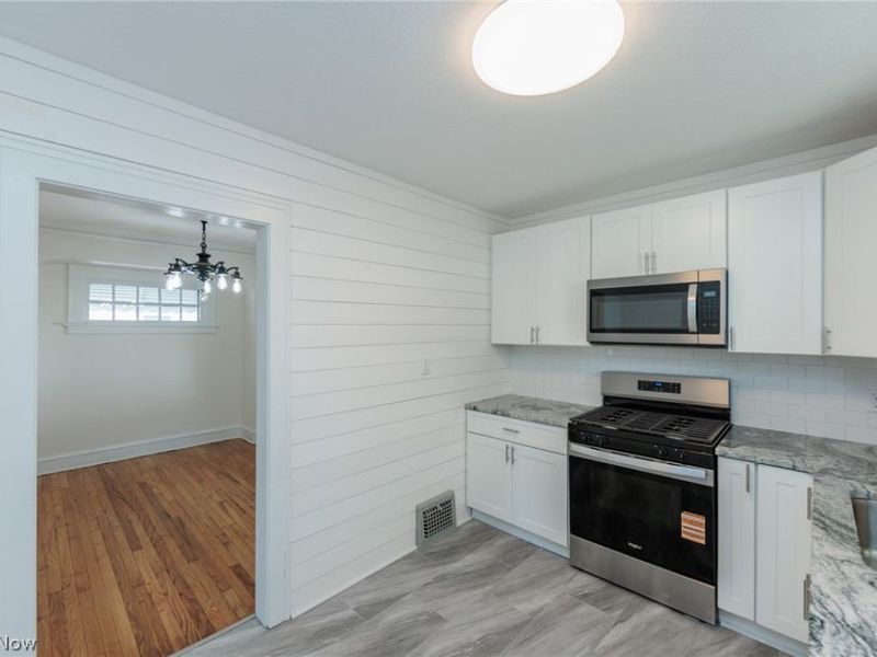 3656 W 127th Street, Cleveland, OH 44111 Photo 14