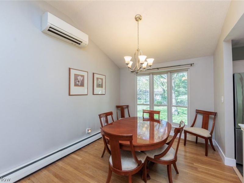 5058 Berkshire Drive, North Olmsted, OH 44070 Photo 10