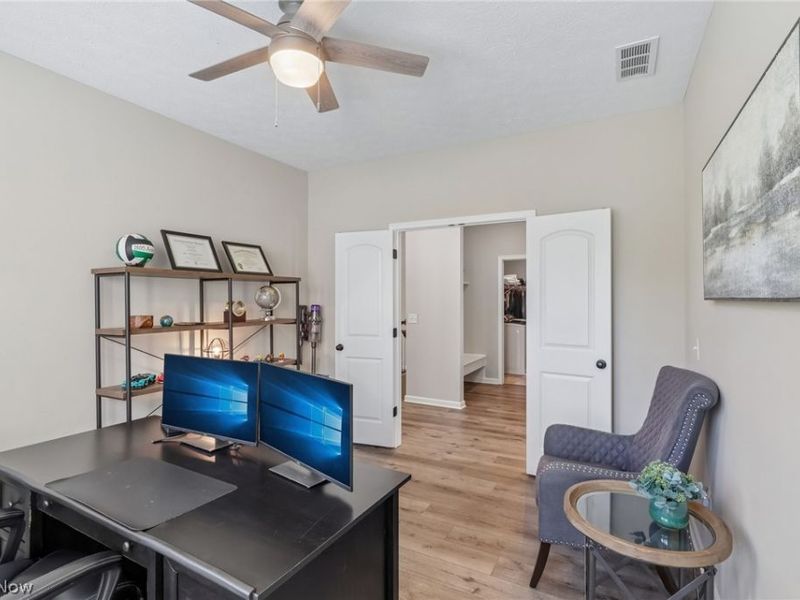 4677 Yellow Birch Circle, Westlake, OH 44145 Photo 9