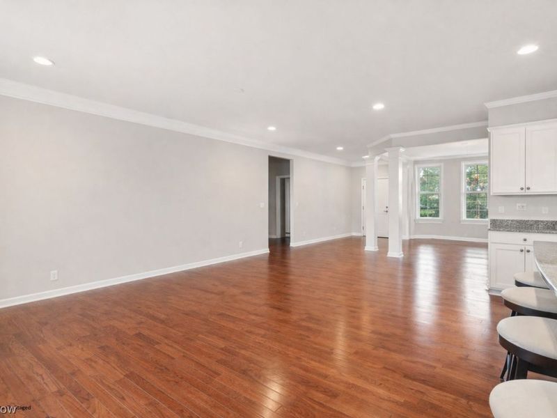 136 Brighton Drive, Aurora, OH 44202 Photo 3