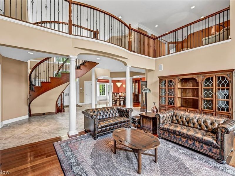 8365 Sanctuary Drive, Kirtland Hills, OH 44060 Photo 10