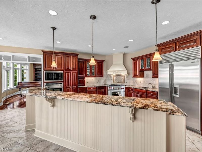 8365 Sanctuary Drive, Kirtland Hills, OH 44060 Photo 12