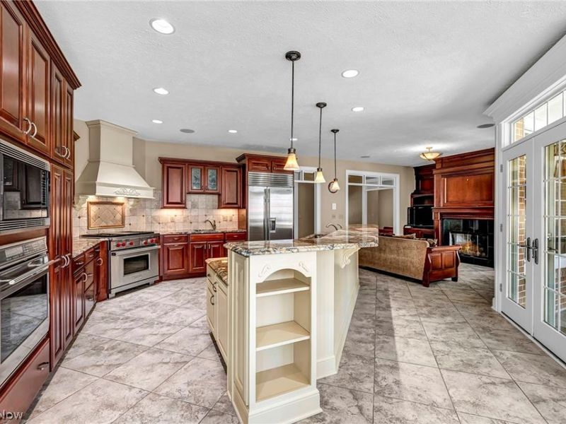 8365 Sanctuary Drive, Kirtland Hills, OH 44060 Photo 13