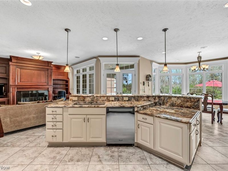 8365 Sanctuary Drive, Kirtland Hills, OH 44060 Photo 15