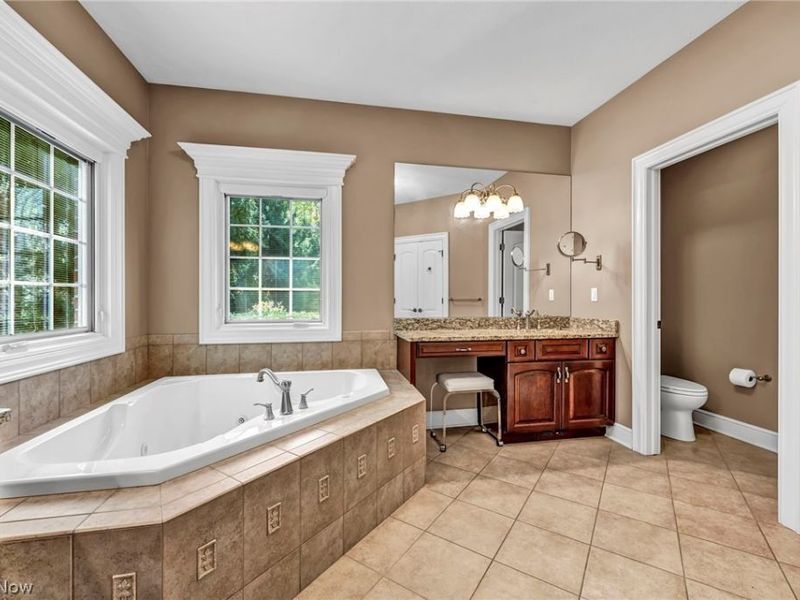 8365 Sanctuary Drive, Kirtland Hills, OH 44060 Photo 26