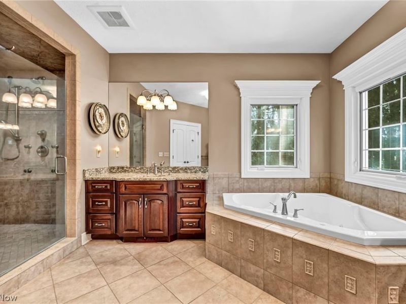 8365 Sanctuary Drive, Kirtland Hills, OH 44060 Photo 27