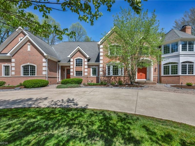 8365 Sanctuary Drive, Kirtland Hills, OH 44060 Photo 5
