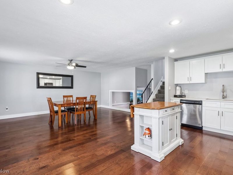 6396 Rosebelle Avenue, North Ridgeville, OH 44039 Photo 7