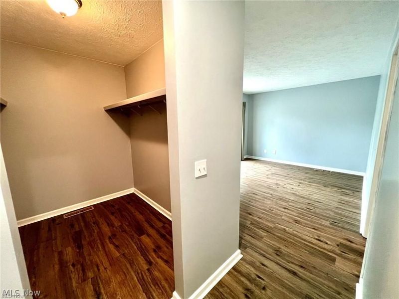 22410 Rock Creek Circle, Strongsville, OH 44149 Photo 23