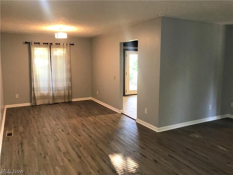 22410 Rock Creek Circle, Strongsville, OH 44149 Photo 9