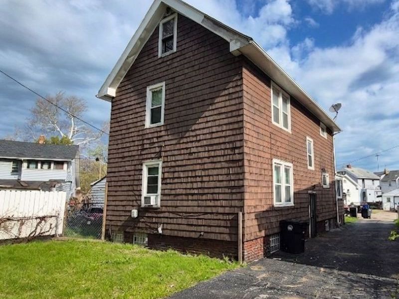13410 Kelso Avenue, Cleveland, OH 44110 Photo 3