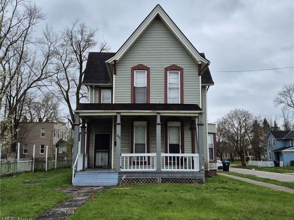 7202 Harvard Avenue , Cleveland, OH 44105