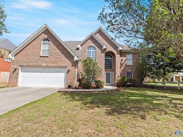 135 Cannes Drive, Brownsboro, AL 35741