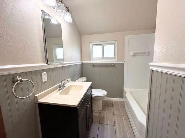 136 E Eugene Ave , Unit 2, Homestead, PA 15120