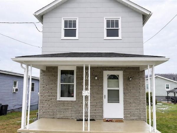 216 S 8th St , West Newton, PA 15089