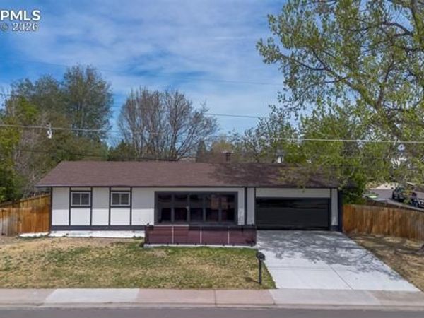 6735 W 2nd Avenue, Lakewood, CO 80226