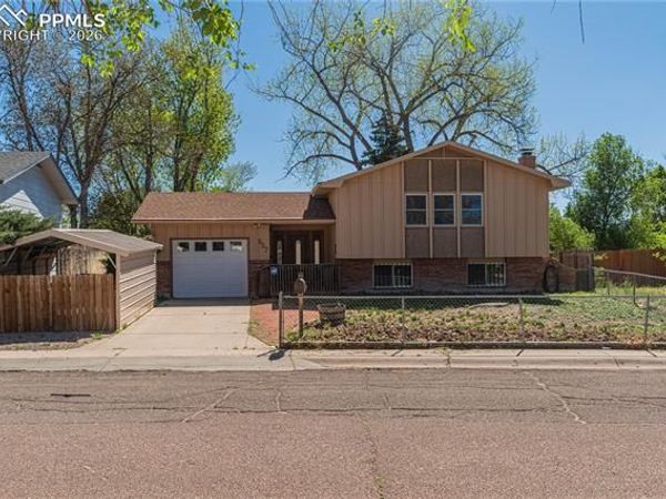 657 Dexter Street, Colorado Springs, CO 80911