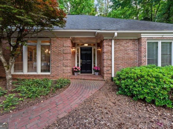 565 Flying Scot Way, Alpharetta, GA 30005