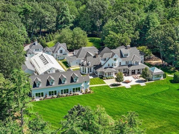 210 Monument Farm Road, Concord, MA 01742