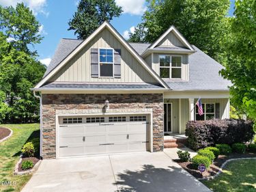 40 Larkspur Court, Youngsville, NC 27596