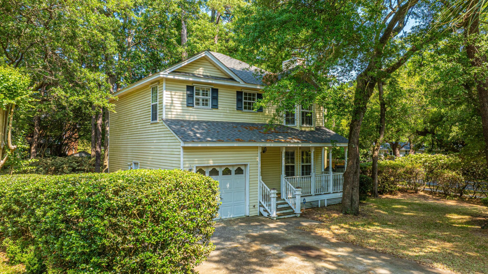 2 Latham Circle Photo 36