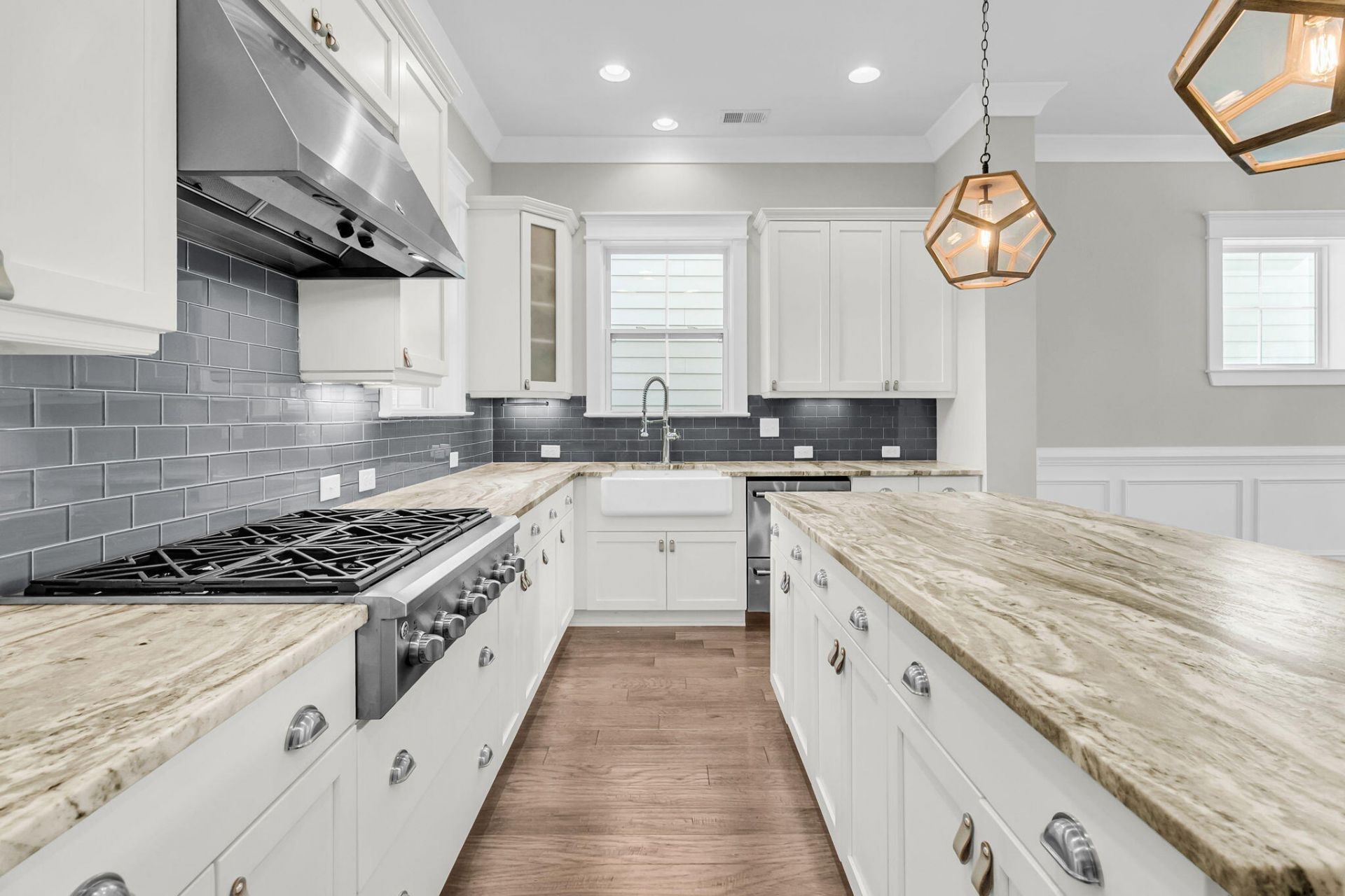 2552 Josiah Street Photo 12