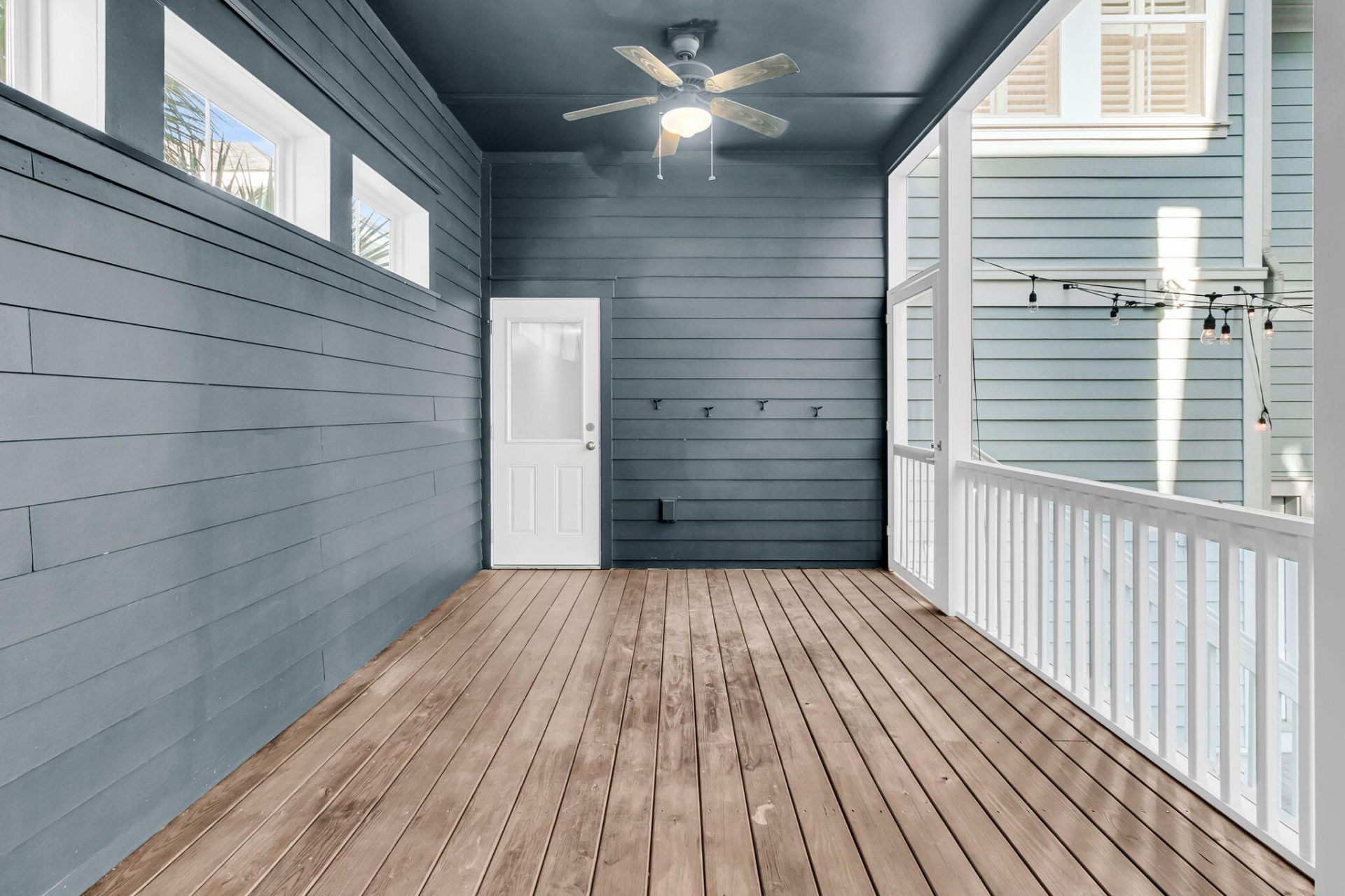 2552 Josiah Street Photo 34