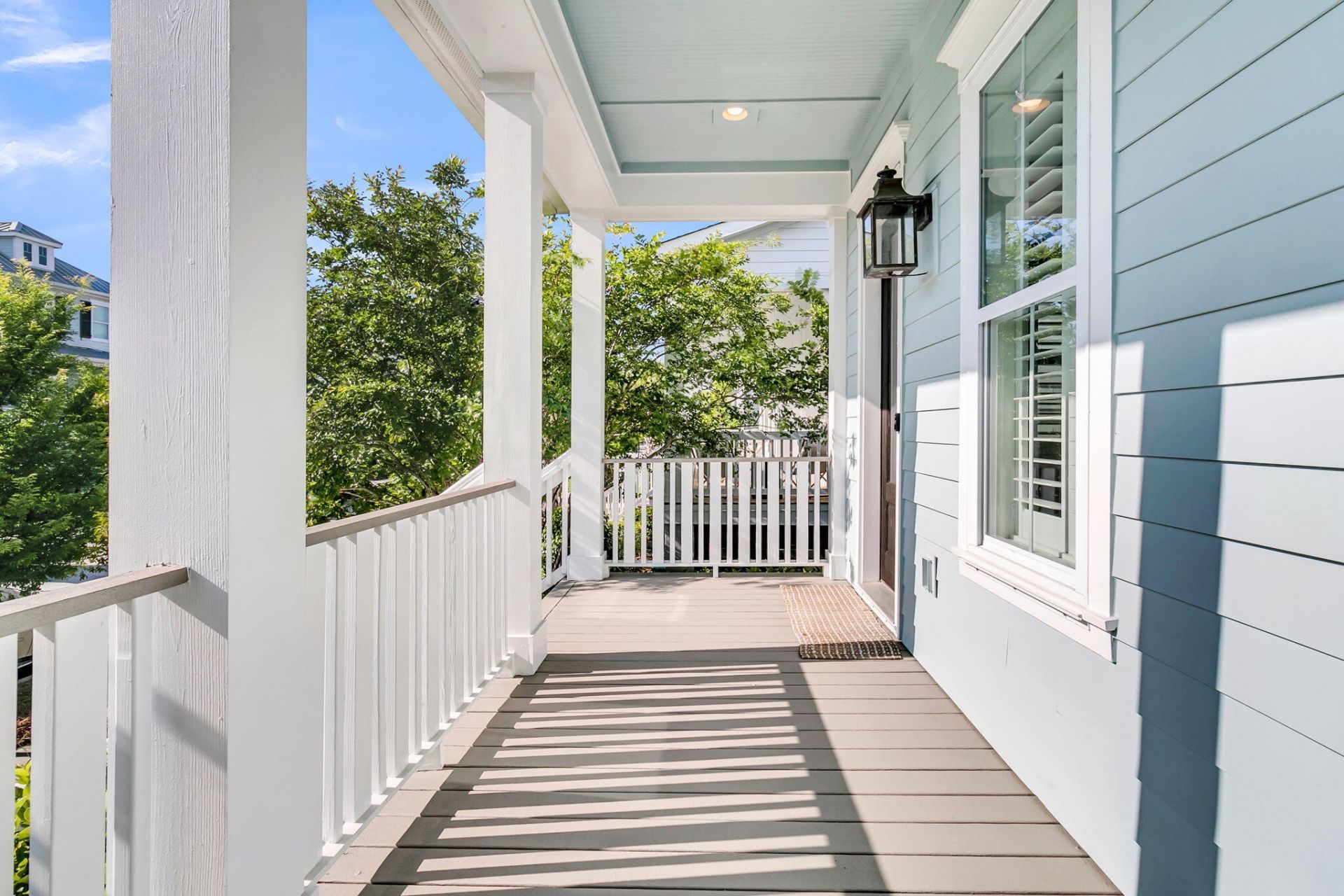 2552 Josiah Street Photo 4