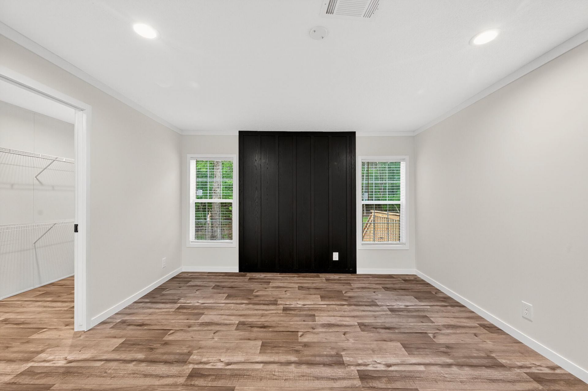 111 Ash Hill Drive Photo 12