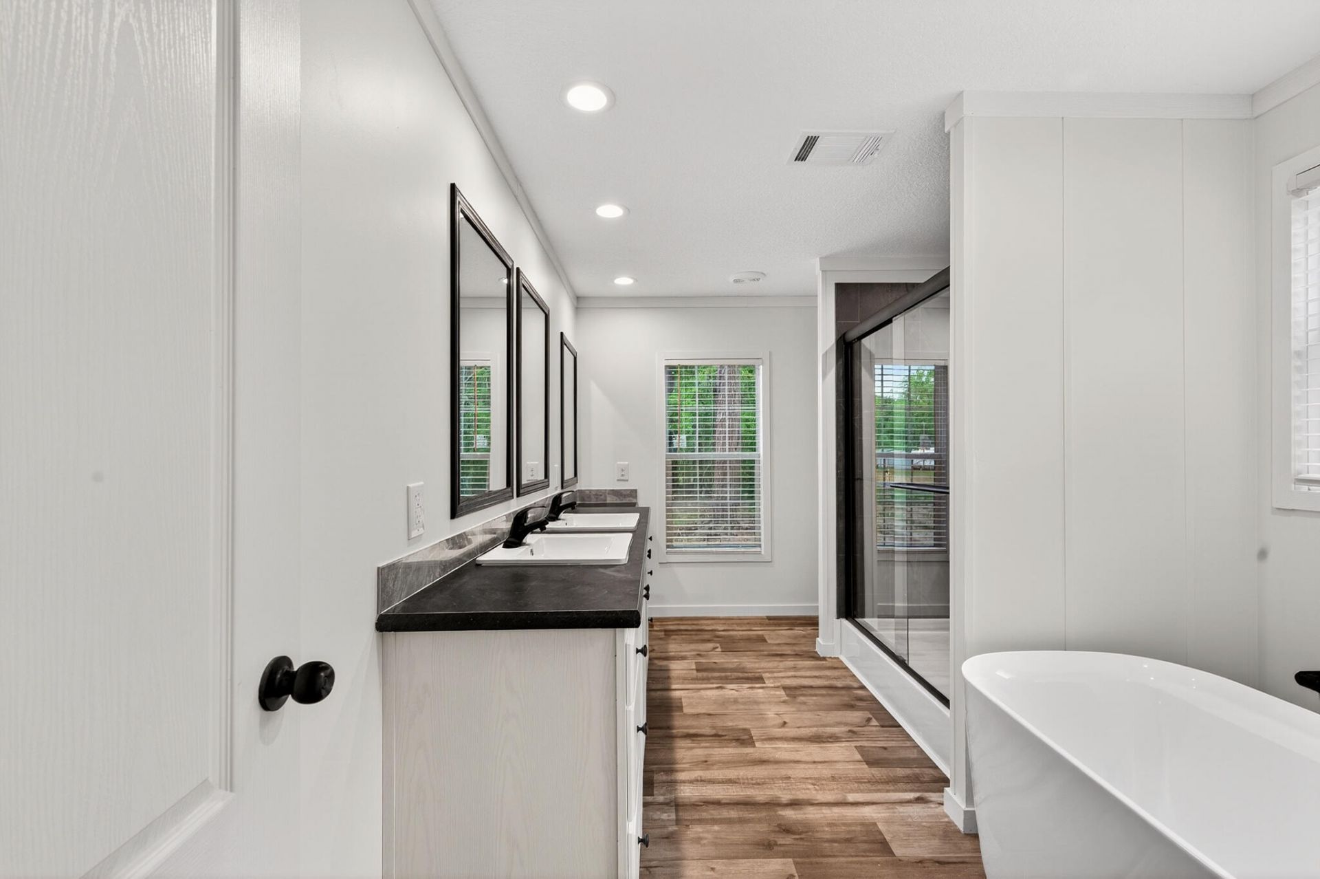 111 Ash Hill Drive Photo 16
