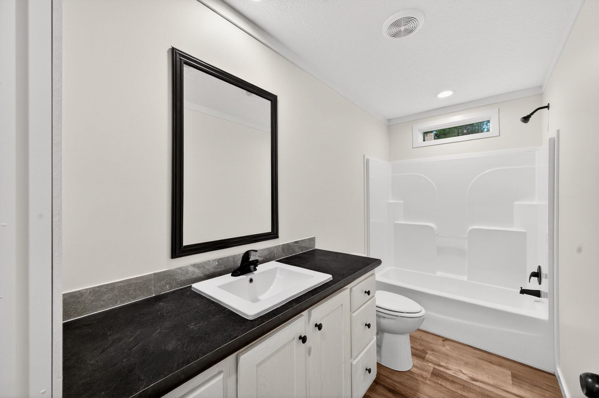 111 Ash Hill Drive Photo 23