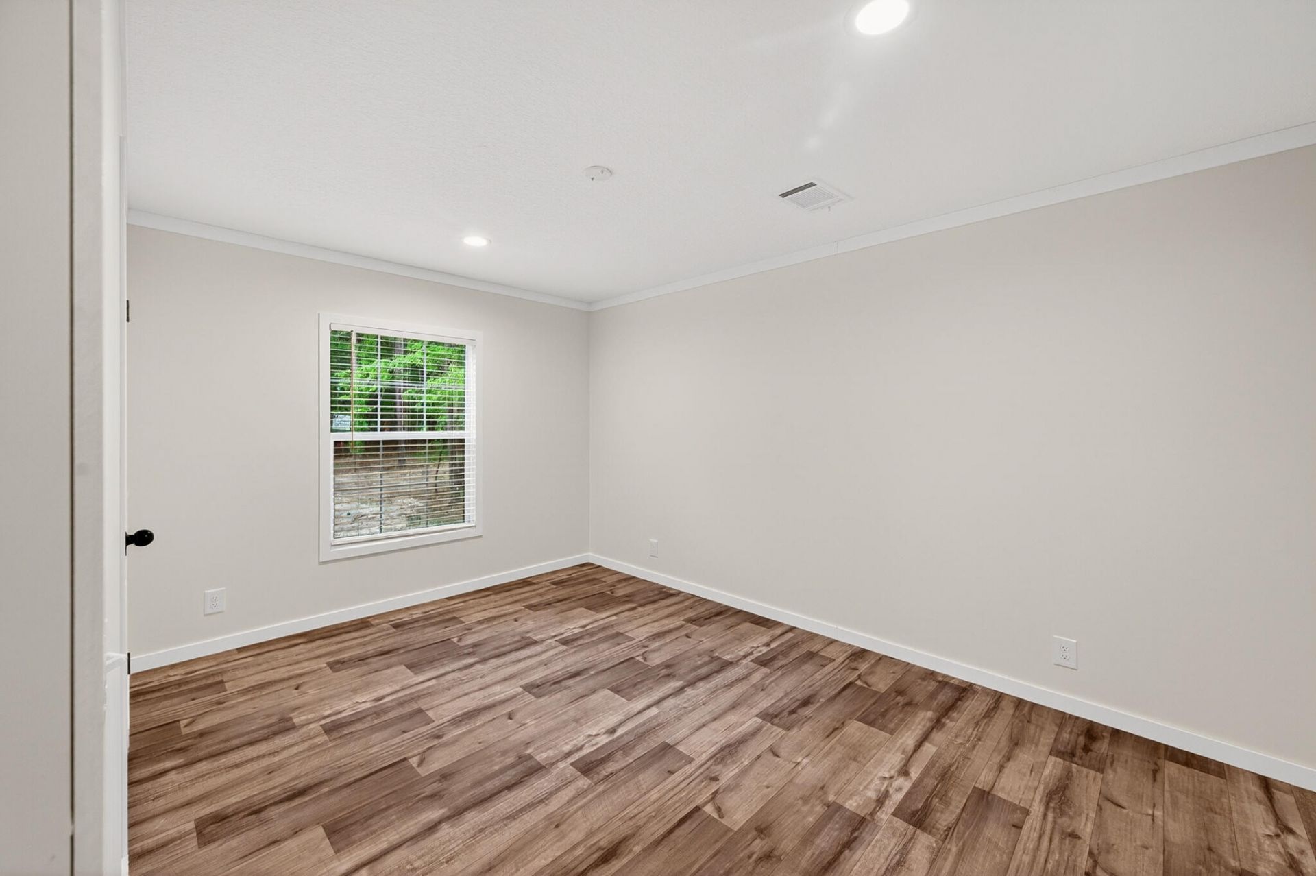 111 Ash Hill Drive Photo 24