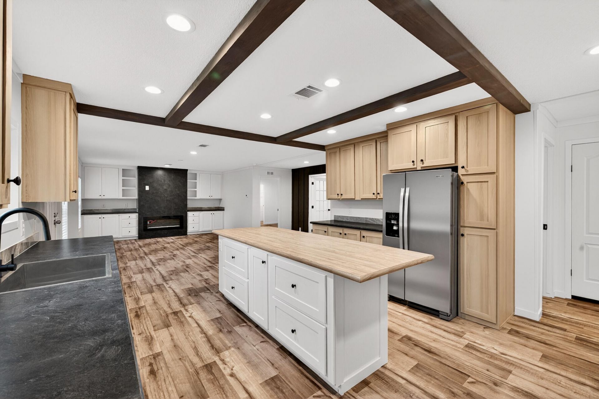 111 Ash Hill Drive Photo 8