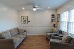 124 Brush Boulevard photo 4