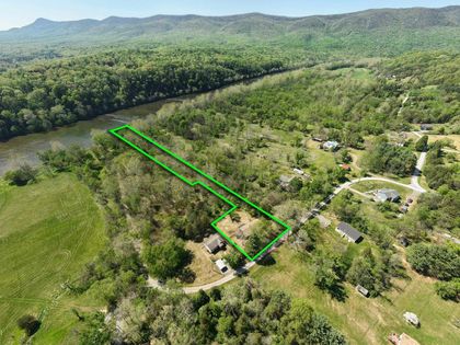 702 RICHVIEW RD Rileyville, VA 22650