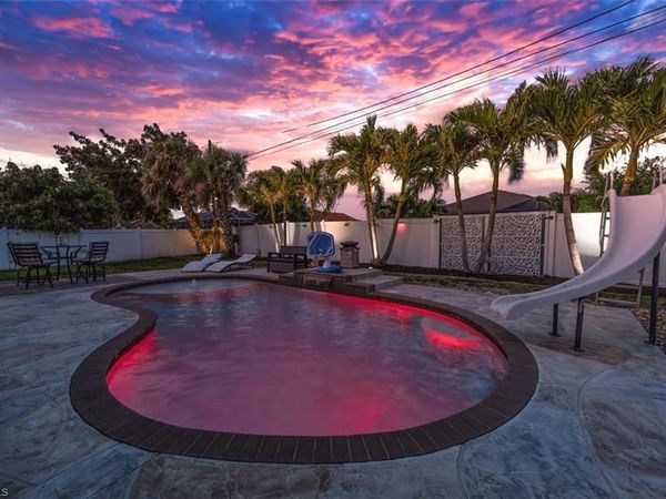 705 SW 10th PL, CAPE CORAL, FL 33991