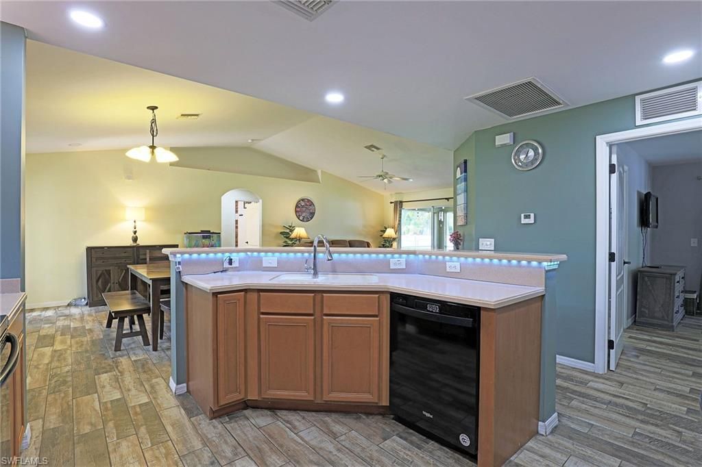 3016 SW 23rd Ave, Cape Coral, FL 33914 Photo
