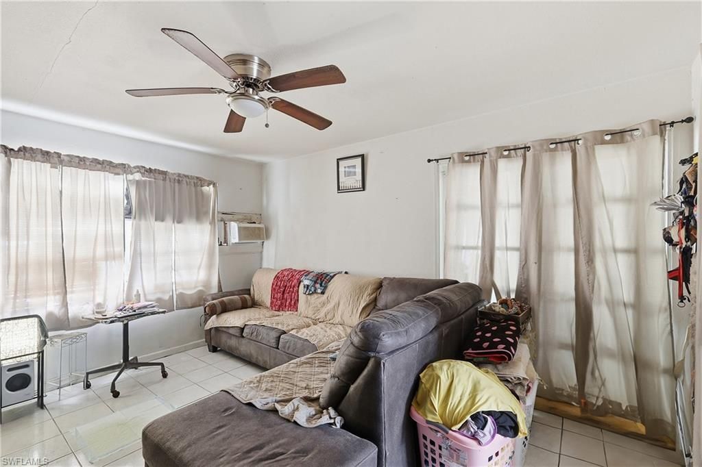 2355 Jeffcott St, Fort Myers, FL 33901 Photo