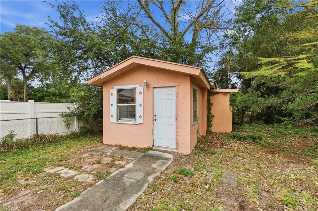 2355 Jeffcott St, Fort Myers, FL 33901 Photo