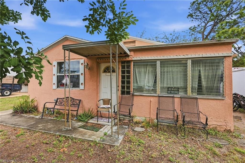 2355 Jeffcott St, Fort Myers, FL 33901 Photo