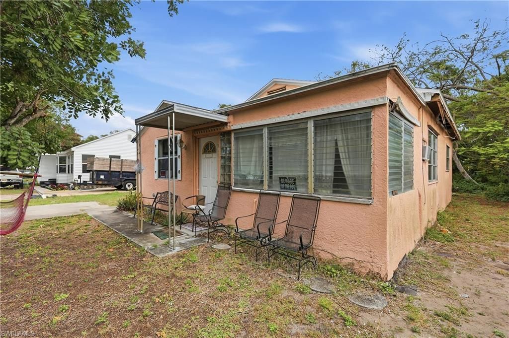 2355 Jeffcott St, Fort Myers, FL 33901 Photo