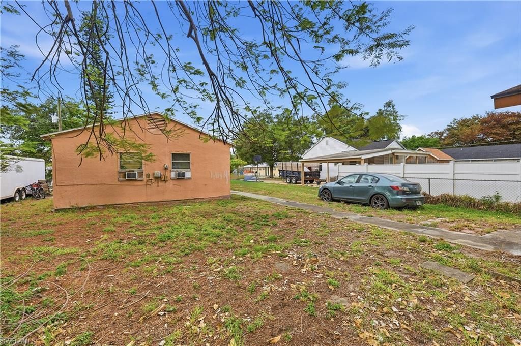 2355 Jeffcott St, Fort Myers, FL 33901 Photo