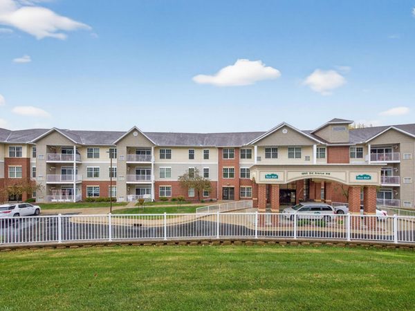 1880 3rd Avenue NW, Unit 211, Rochester, MN 55901